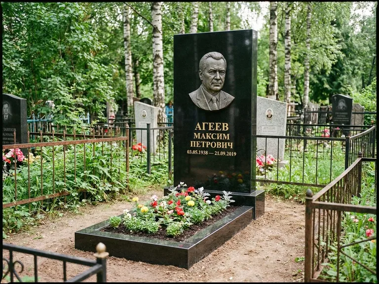 Памятник с барельефом — выполненная работа 1 в Уфе