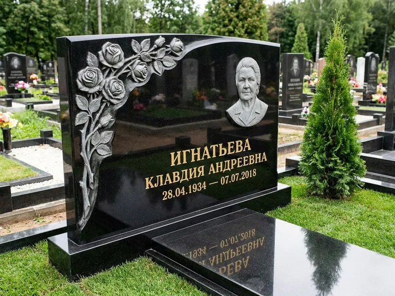 Памятник с барельефом — выполненная работа 45 в Уфе