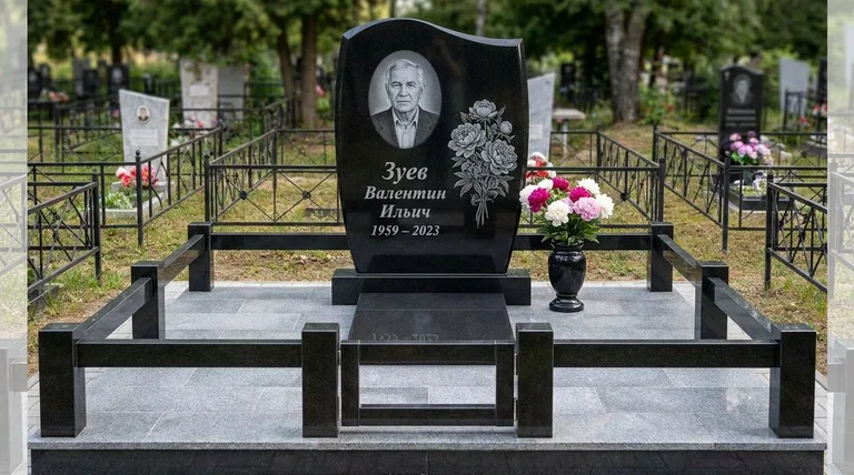 Памятник с гравировкой пионов — выполненная работа «Зуев» в Уфе