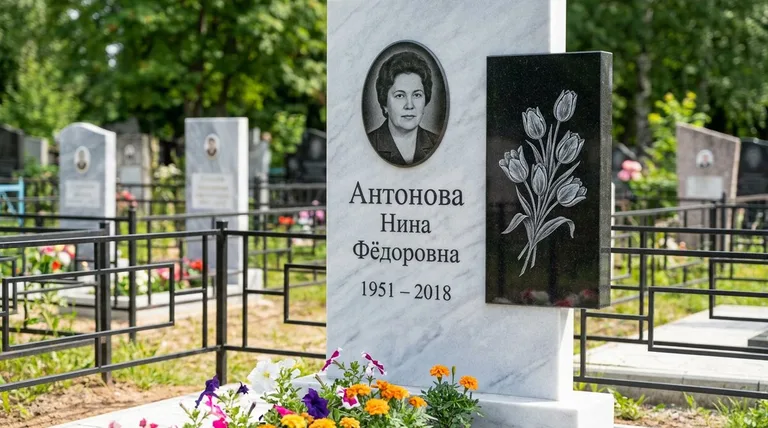 Памятник с гравировкой тюльпанов — выполненная работа «Антонова» в Уфе