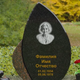 Комбинированный вертикальный памятник для одного - П093