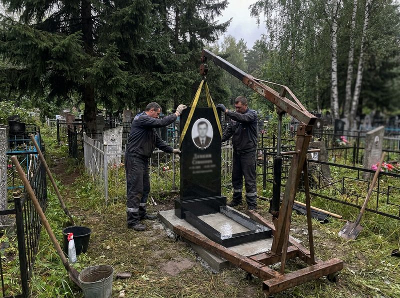 Установка памятника в Уфе — пример 3